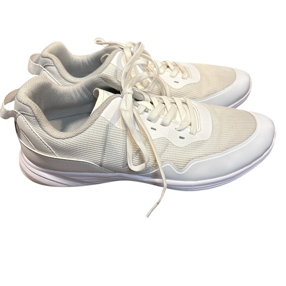 Vionic Ladies Walk Max Sneaker, Like New Condition, Size 9, No Box - Picture 2 of 7